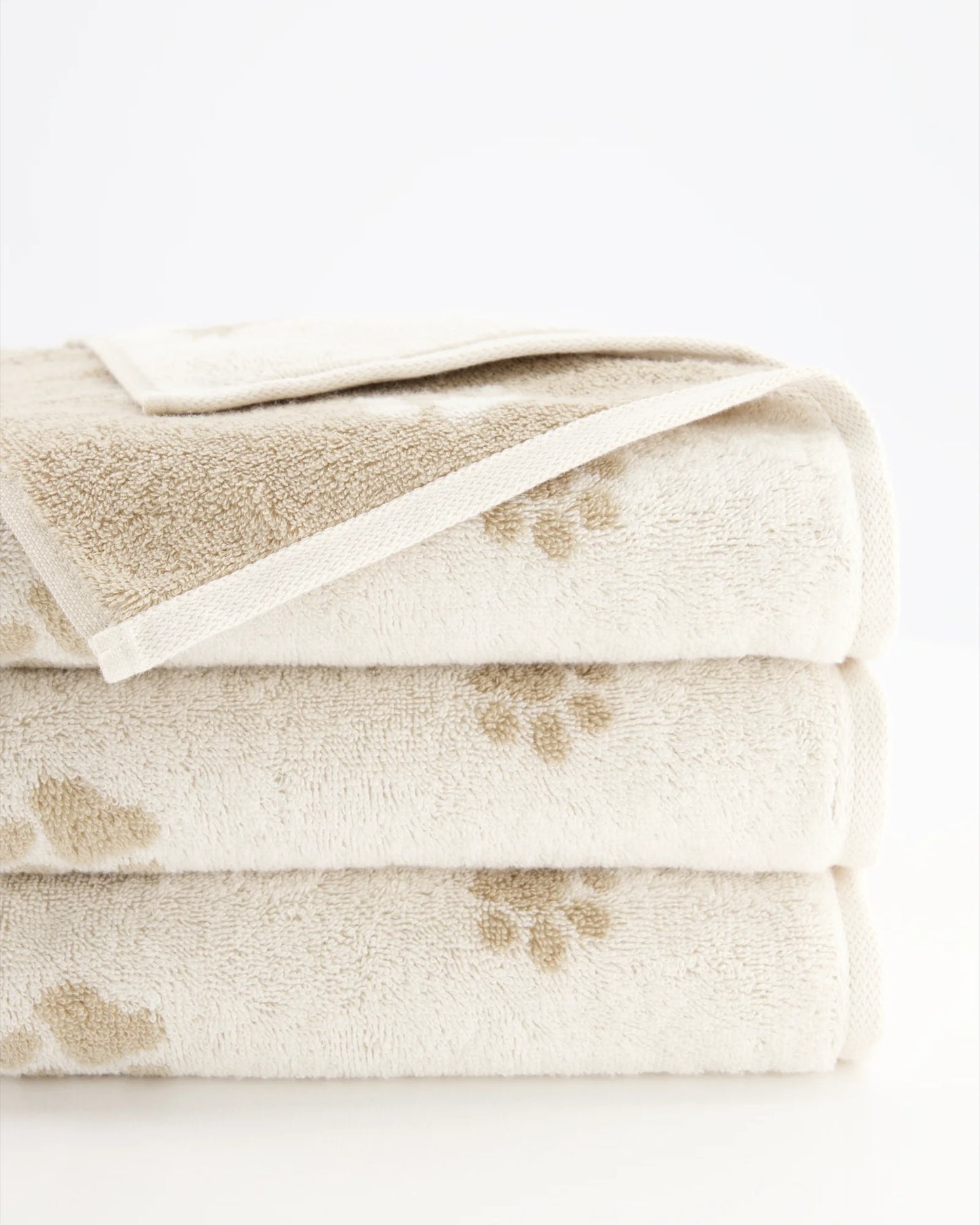 Cawö Handtuch WE LOVE DOGS Paws Beige