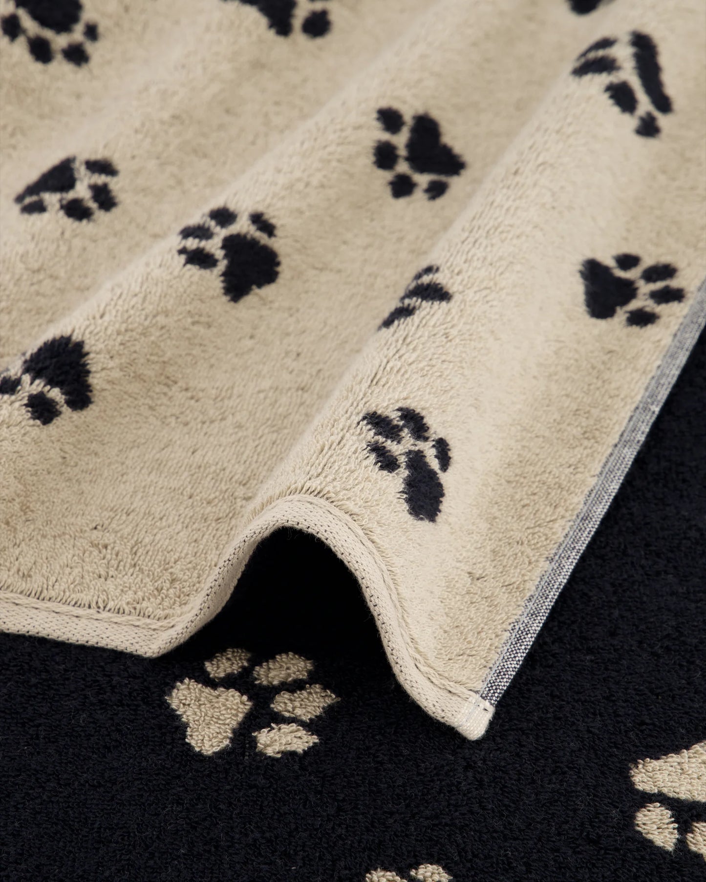 Cawö Handtuch WE LOVE DOGS Paws Schwarz