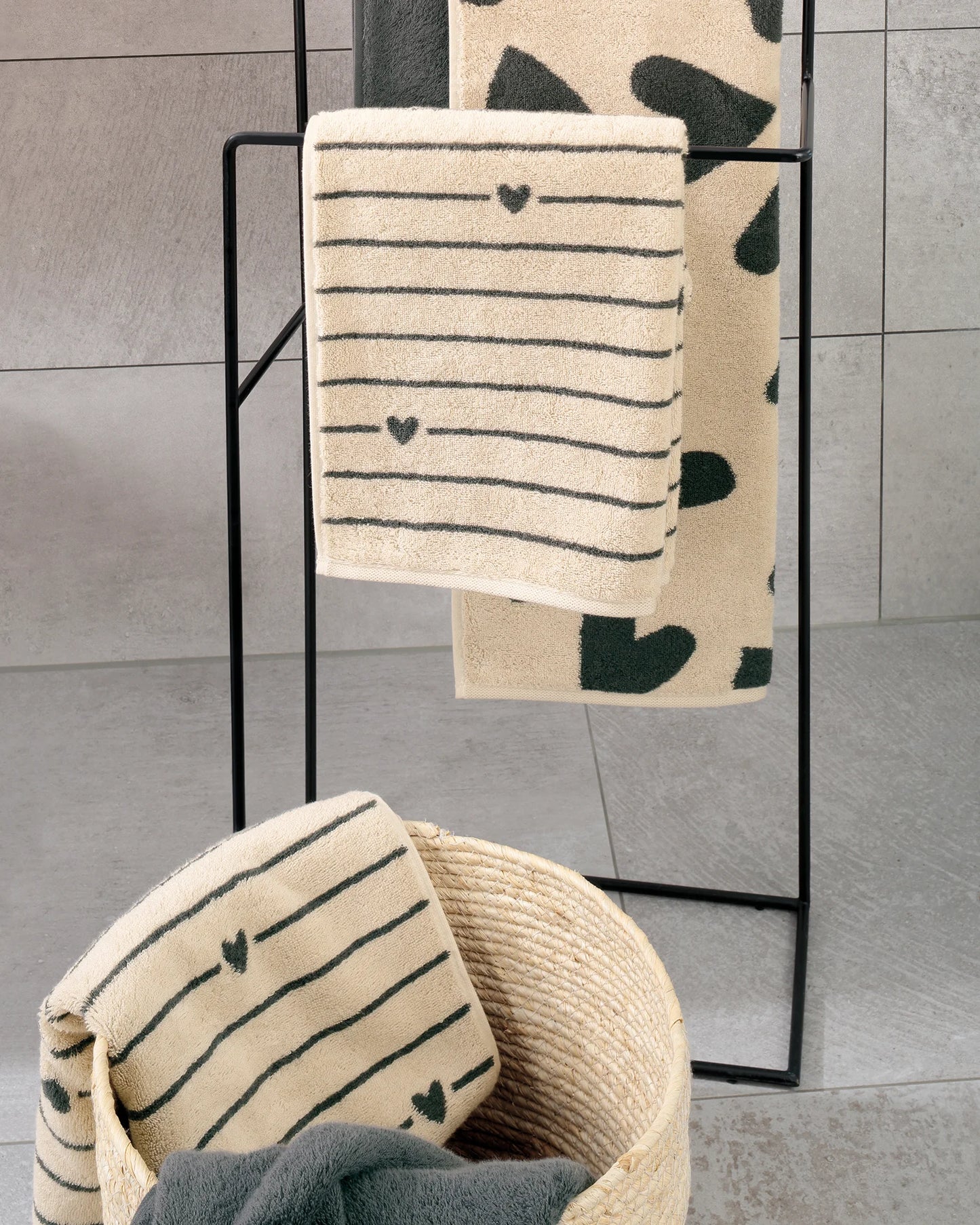 Cawö Serie „Heart Beats Lines & Hearts“ - basalt